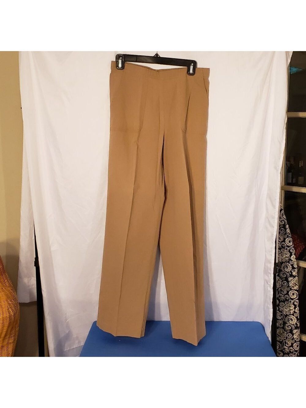 Ladies ALFRED DUNNER w/Elastic Waist. Size 10